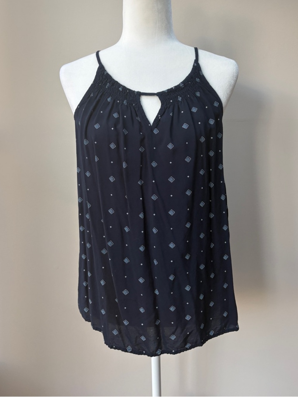 Old Navy Blue Geometric Keyhole Tank Top